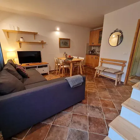 Apartament Sweet House And